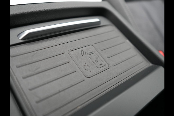 Audi Q5 50 TFSI e Pro Line Quattro Plug In Hybrid 299pk Dealer O.H. PHEV | Alcantara Sportstoelen Memory | Matrix LED Koplampen | Head Up | 360 Camera | Navigatie | Virtual | DAB | L.M. 20" |