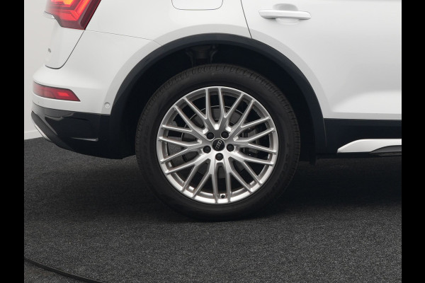 Audi Q5 50 TFSI e Pro Line Quattro Plug In Hybrid 299pk Dealer O.H. PHEV | Alcantara Sportstoelen Memory | Matrix LED Koplampen | Head Up | 360 Camera | Navigatie | Virtual | DAB | L.M. 20" |