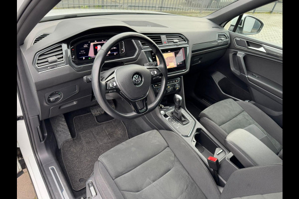 Volkswagen Tiguan Allspace 1.5 TSI Highline Business R 7p. - Automaat - Panorama - Winterpakket - Navi - Org.NL