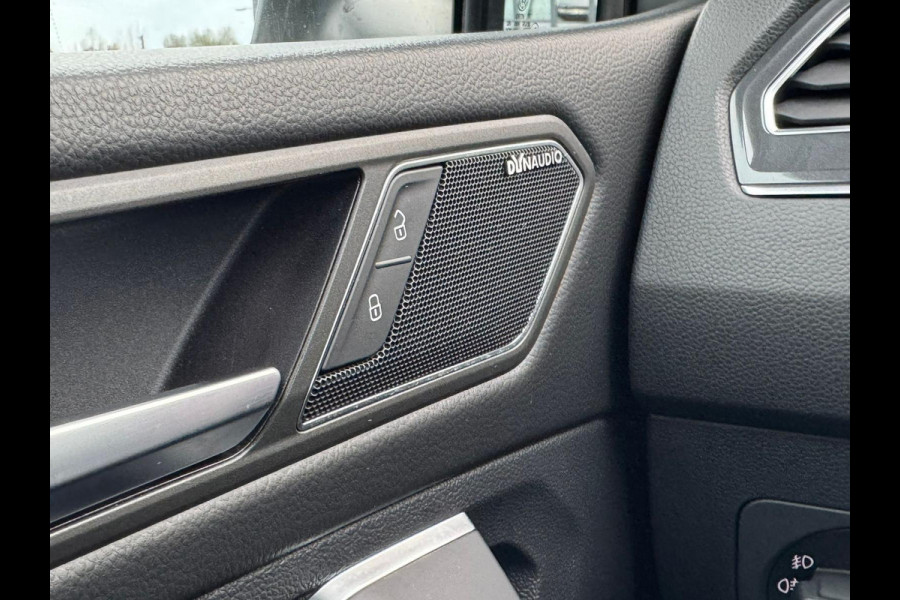Volkswagen Tiguan Allspace 1.5 TSI Highline Business R 7p. - Automaat - Panorama - Winterpakket - Navi - Org.NL