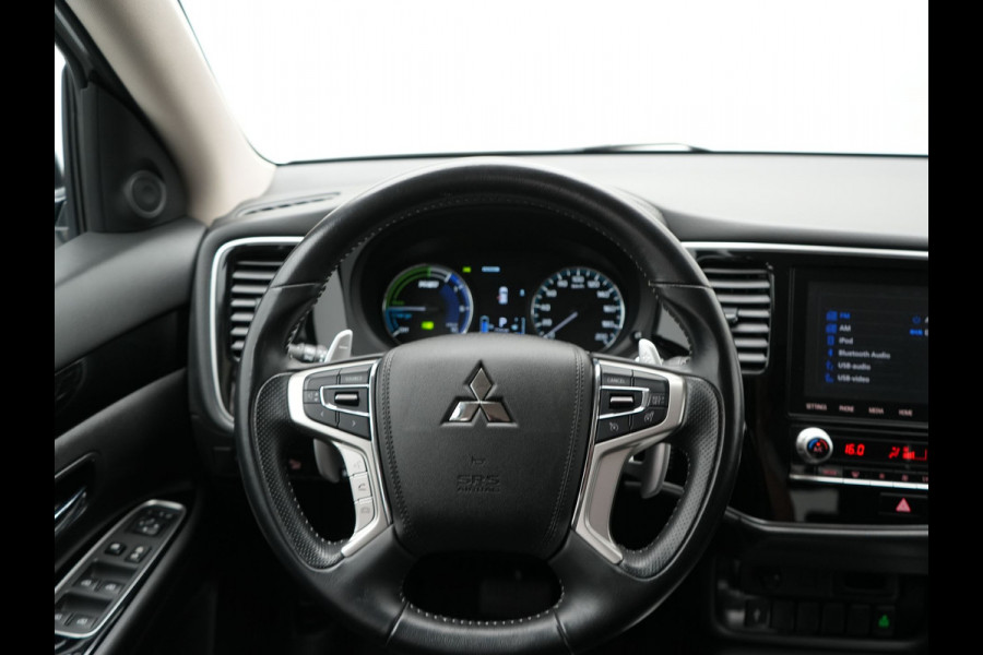 Mitsubishi Outlander 2.4 Intense Plug in Hybrid 225pk PHEV | Apple Carplay | Parkeersensoren | Stoelverwarming | L.M. 18" | Camera | Cruise Control | Climate Control | DAB |