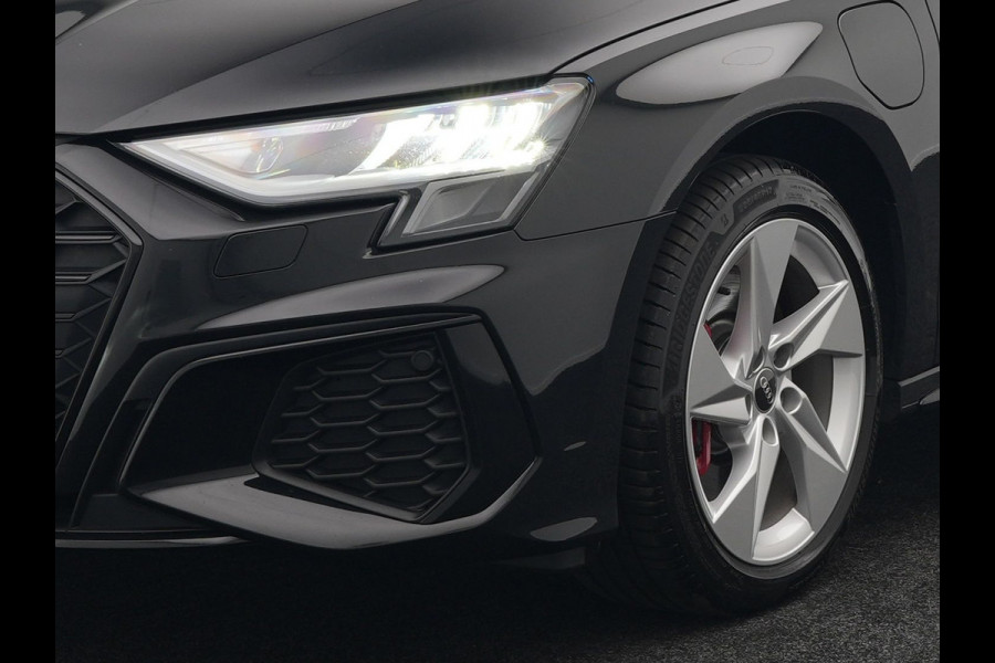 Audi A3 Sportback 45 TFSI e S edition Competition Plug In Hyrbrid 245pk Dealer O.H PHEV | Cruise Control | Lederen sportstoelen | Apple Carplay | Keyless | Virtual | DAB | Draadloos | Sfeerverlichting |