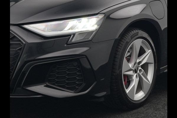 Audi A3 Sportback 45 TFSI e S edition Competition Plug In Hyrbrid 245pk Dealer O.H PHEV | Cruise Control | Lederen sportstoelen | Apple Carplay | Keyless | Virtual | DAB | Draadloos | Sfeerverlichting |