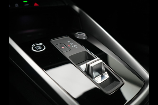 Audi A3 Sportback 45 TFSI e S edition Competition Plug In Hyrbrid 245pk Dealer O.H PHEV | Cruise Control | Lederen sportstoelen | Apple Carplay | Keyless | Virtual | DAB | Draadloos | Sfeerverlichting |