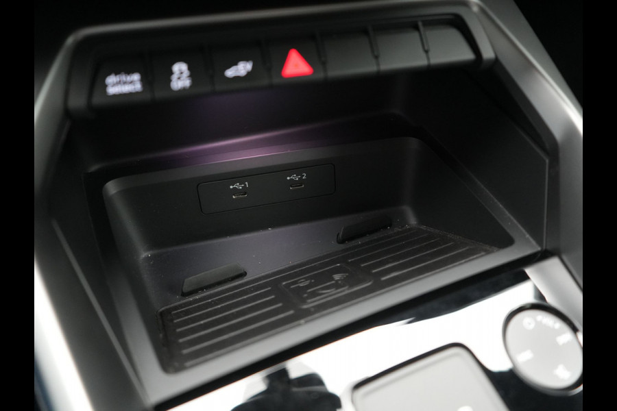 Audi A3 Sportback 45 TFSI e S edition Competition Plug In Hyrbrid 245pk Dealer O.H PHEV | Cruise Control | Lederen sportstoelen | Apple Carplay | Keyless | Virtual | DAB | Draadloos | Sfeerverlichting |