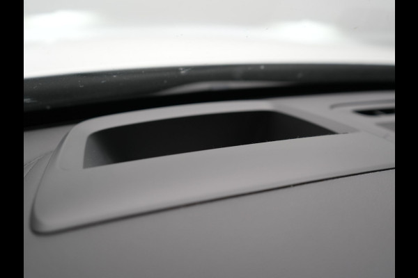 Volvo XC90 T8 Recharge AWD R-Design Plug In Hybrid 456pk 7 Persoons Long Range Dealer O.H. INCL BTW PHEV | Panodak | Alcantara Sportstoelen Memory | Adaptive Cruise | Harman Kardon | Pilot Assist | Head Up | 360 Camera | L.M. 20" | Apple Carplay | Navigatie | DAB |