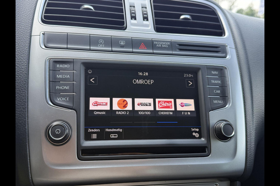 Volkswagen Polo 1.0 BlueMotion Edition Navi,Airco,Cruise,Lm velgen,5 Deurs,Lm velgen,Nieuwe Apk bij Aflevering