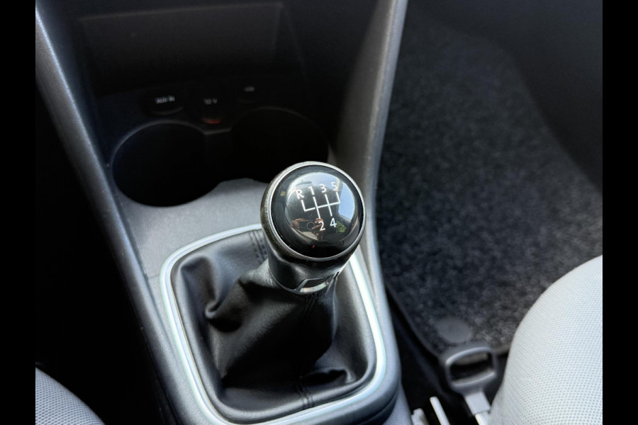 Volkswagen Polo 1.0 BlueMotion Edition Navi,Airco,Cruise,Lm velgen,5 Deurs,Lm velgen,Nieuwe Apk bij Aflevering