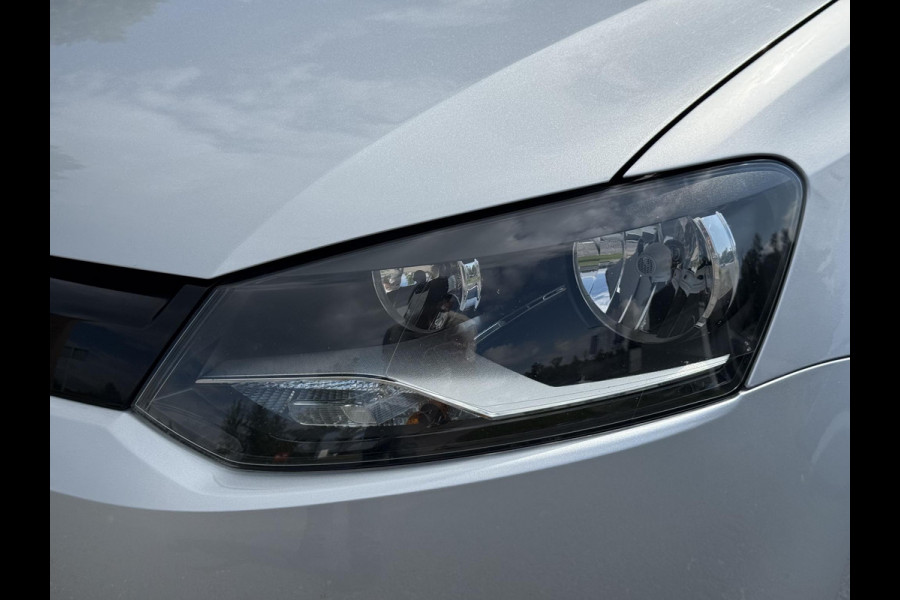 Volkswagen Polo 1.0 BlueMotion Edition Navi,Airco,Cruise,Lm velgen,5 Deurs,Lm velgen,Nieuwe Apk bij Aflevering