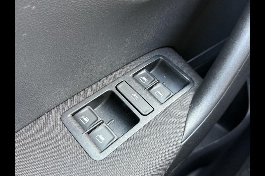 Volkswagen Polo 1.0 BlueMotion Edition Navi,Airco,Cruise,Lm velgen,5 Deurs,Lm velgen,Nieuwe Apk bij Aflevering