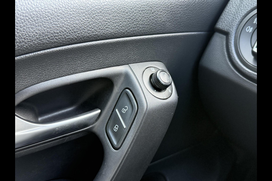 Volkswagen Polo 1.0 BlueMotion Edition Navi,Airco,Cruise,Lm velgen,5 Deurs,Lm velgen,Nieuwe Apk bij Aflevering