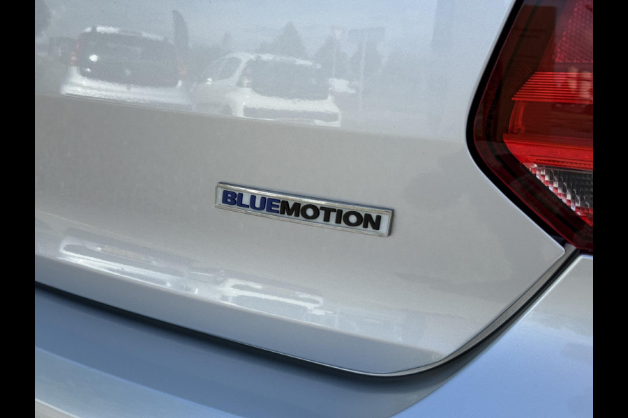 Volkswagen Polo 1.0 BlueMotion Edition Navi,Airco,Cruise,Lm velgen,5 Deurs,Lm velgen,Nieuwe Apk bij Aflevering
