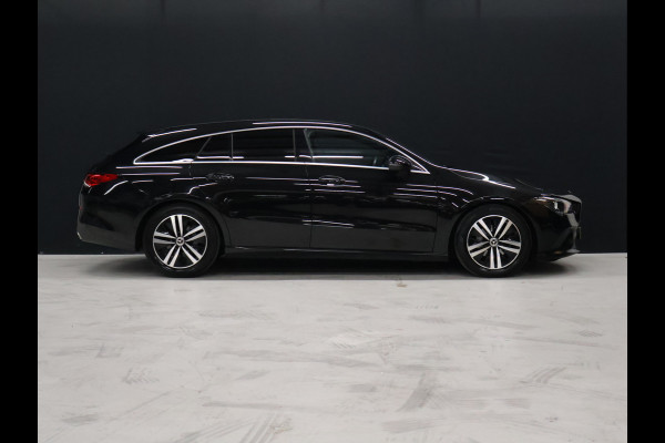 Mercedes-Benz CLA-Klasse Shooting Brake 180 Business Solution Luxury [CAMERA, SFEERVERLICHTING, LEDER, STOELVERWARMING, ELEKTRISCHE ACHTERKLEP, NIEUWSTAAT]
