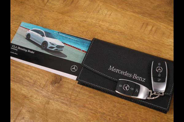 Mercedes-Benz CLA-Klasse Shooting Brake 180 Business Solution Luxury [CAMERA, SFEERVERLICHTING, LEDER, STOELVERWARMING, ELEKTRISCHE ACHTERKLEP, NIEUWSTAAT]