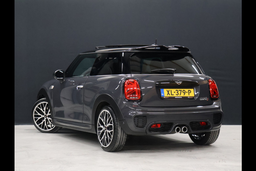 MINI Mini 2.0 Cooper S Knightsbridge Edition John Cooper Works [SCHUIFDAK, APPLE CARPLAY/ANDROID, HARMAN/KARDON, JCW STUURWIEL, STOELVERWARMING, NIEUWSTAAT]