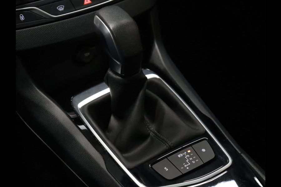 Peugeot 308 1.2 PureTech Style [PANORAMA DAK, CRUISE CONTROL, BLUETOOTH, PARKEERSENSOR, LICHTMETALEN VELG, NIEUWSTAAT]