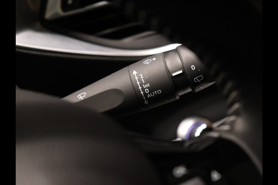 Peugeot 308 1.2 PureTech Style [PANORAMA DAK, CRUISE CONTROL, BLUETOOTH, PARKEERSENSOR, LICHTMETALEN VELG, NIEUWSTAAT]
