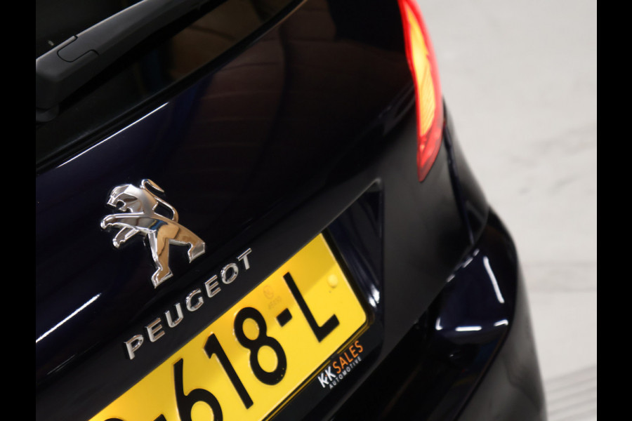 Peugeot 308 1.2 PureTech Style [PANORAMA DAK, CRUISE CONTROL, BLUETOOTH, PARKEERSENSOR, LICHTMETALEN VELG, NIEUWSTAAT]