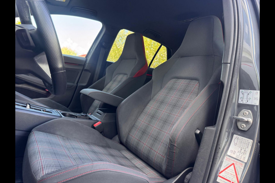Volkswagen Golf 2.0 TSI GTI H&K/HuD/Camera/Matrix
