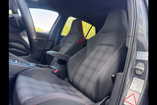 Volkswagen Golf 2.0 TSI GTI H&K/HuD/Camera/Matrix