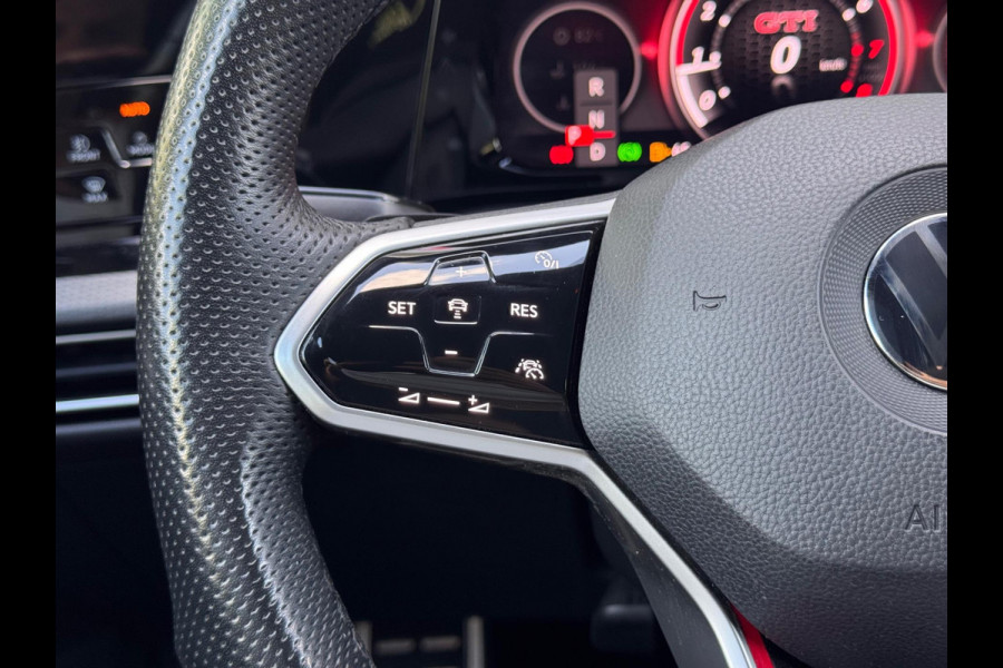 Volkswagen Golf 2.0 TSI GTI H&K/HuD/Camera/Matrix