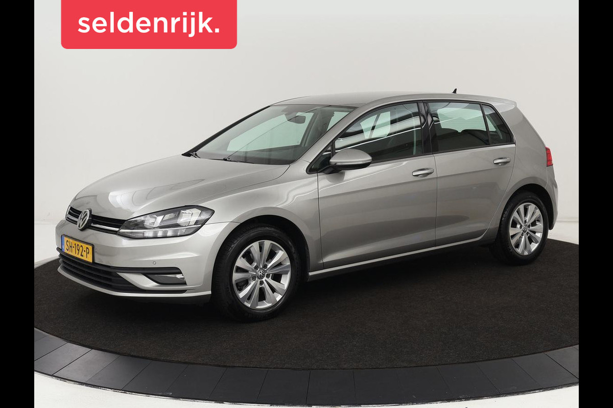 Volkswagen Golf 1.0 TSI Trendline | Carplay | Climate control | Navigatie | Parkeerhulp | Trekhaak | Cruise control | DAB | Bluetooth | Regen/-lichtsensor Volkswagen Golf 1.0 TSI Trendline | Carplay | Climate control | Navigatie | Parkeerhulp | Trekhaak | Cruise control | DAB | Bluetooth | Regen/-lichtsensor