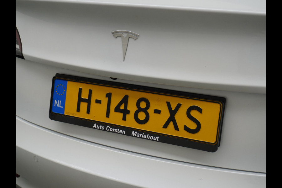 Tesla Model 3 RWD SR+ 60kWh 325PK FSD 3-Computer 18" AutoPilot Leder PanoDak Adaptive-Cruise Lmv Camera's Elektr.-Stuur+Stoelen+Spiegels+Geheu Navi LED Comfortstoelen ACC DAB Voorverwarmen interieur via App Keyless via Telefoonsleutel One-Pedal-Drive 1e Eigenaar Origineel Nederlandse Auto Fabrieksgarantie op accu en motor tot 25-6-2028/160.000km