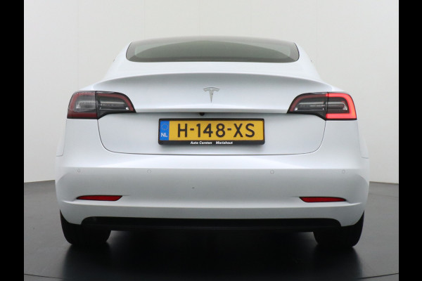 Tesla Model 3 RWD SR+ 60kWh 325PK FSD 3-Computer 18" AutoPilot Leder PanoDak Adaptive-Cruise Lmv Camera's Elektr.-Stuur+Stoelen+Spiegels+Geheu Navi LED Comfortstoelen ACC DAB Voorverwarmen interieur via App Keyless via Telefoonsleutel One-Pedal-Drive 1e Eigenaar Origineel Nederlandse Auto Fabrieksgarantie op accu en motor tot 25-6-2028/160.000km