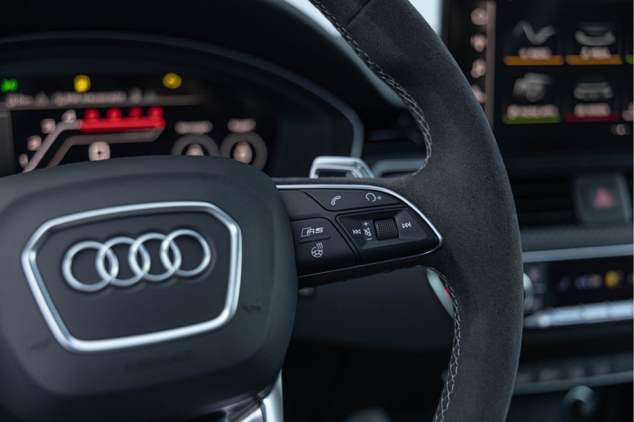Audi RS5 Sportback 2.9 TFSI 450pk Quattro Pano B&O HuD Audi Exclusive 20'' Carbon