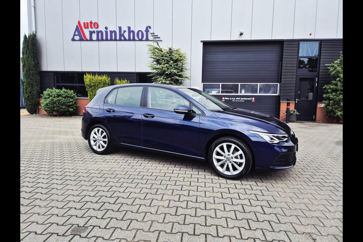 Volkswagen Golf 1.5 TSI Style Volkswagen Golf 1.5 TSI Style