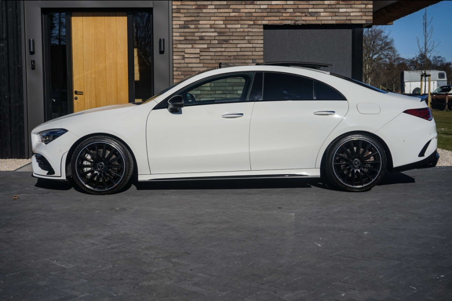 Mercedes-Benz CLA-Klasse AMG CLA 35 4Matic 306PK Pano/Aero/Night/Sfeer