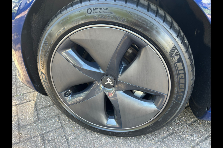 Tesla Model 3 Standard RWD Plus 60 kWh 86% SOH 1e Eigenaar NL-Auto