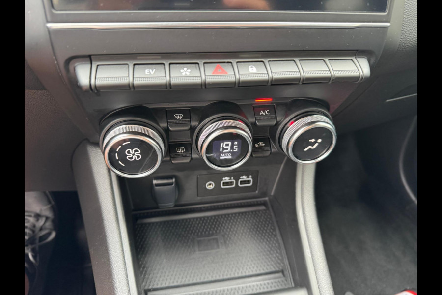 Renault Captur 1.6 E-Tech full hybrid 145 techno Navi / Clima / Keyless / Full LED