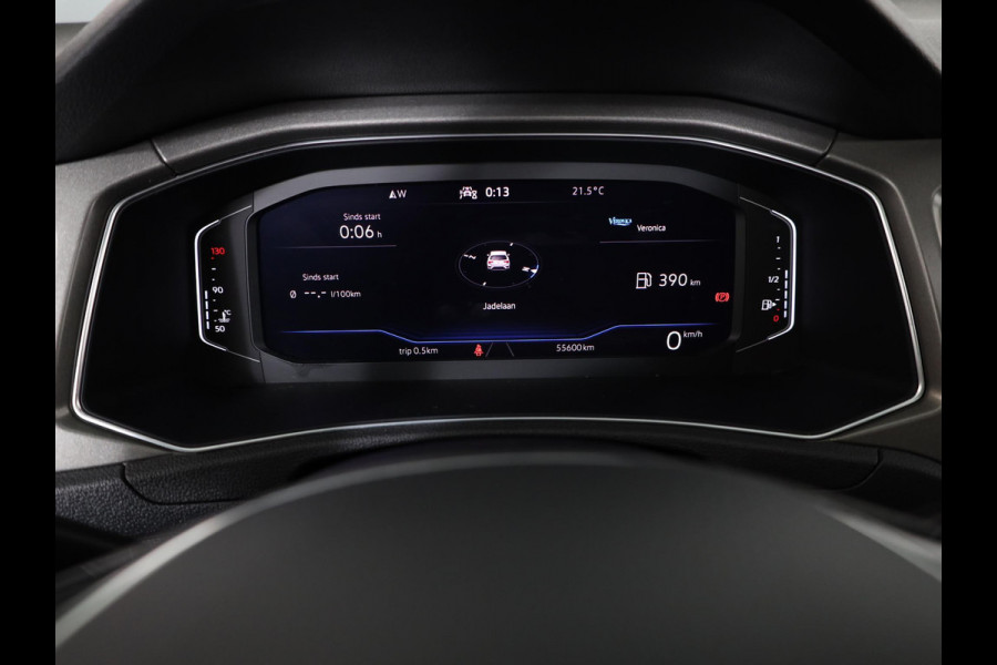 Volkswagen T-Roc 1.0 TSI Style 110 pk | Navigatie | Panoramadak | Parkeersensoren | Achteruitrijcamera | Digital cockpit | Adaptieve cruise control | LED koplampen |