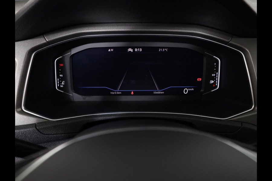 Volkswagen T-Roc 1.0 TSI Style 110 pk | Navigatie | Panoramadak | Parkeersensoren | Achteruitrijcamera | Digital cockpit | Adaptieve cruise control | LED koplampen |