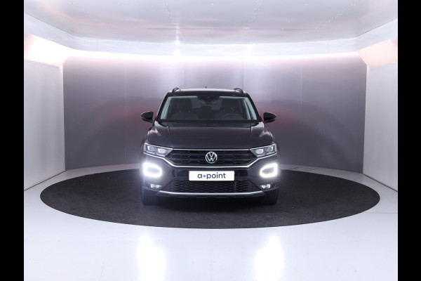 Volkswagen T-Roc 1.0 TSI Style 110 pk | Navigatie | Panoramadak | Parkeersensoren | Achteruitrijcamera | Digital cockpit | Adaptieve cruise control | LED koplampen |
