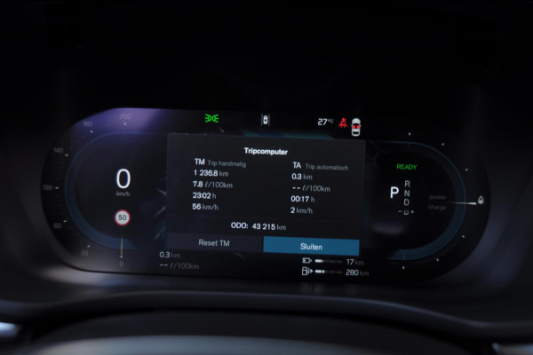 Volvo XC60 T6 350PK Automaat AWD Plus Dark Long range /Adaptieve cruise control / Panoramadak / Apple carplay / Parkeersensoren met 360 camera / Elektrische achterklep / Elektrische stoelen met geheugen / Stoel en stuurwielverwarming
