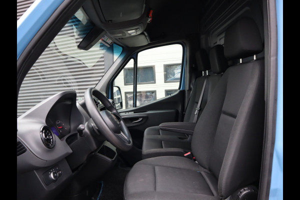 Mercedes-Benz Sprinter 314 CDI Automaat L2H2 RDW Euro 6 - Trekhaak - Airco - 3 Zits