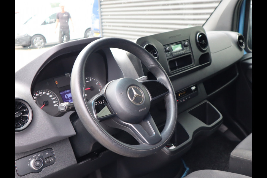 Mercedes-Benz Sprinter 314 CDI Automaat L2H2 RDW Euro 6 - Trekhaak - Airco - 3 Zits