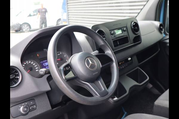 Mercedes-Benz Sprinter 314 CDI Automaat L2H2 RDW Euro 6 - Trekhaak - Airco - 3 Zits