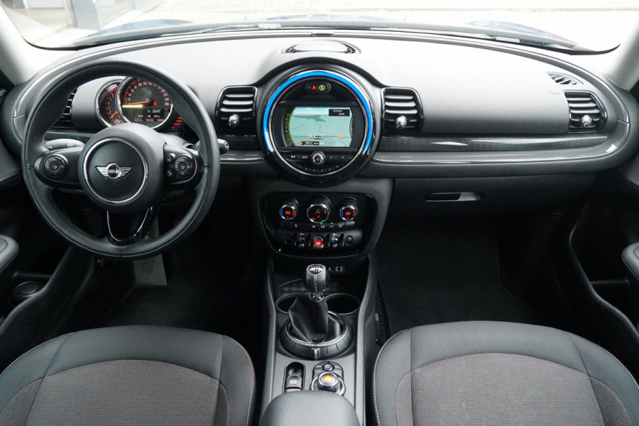 MINI Clubman 1.5 Cooper Chili Serious Business + LED / ADAPTIEVE SCHOKDEMPERS / CLIMATE CONTROL / SENSOREN