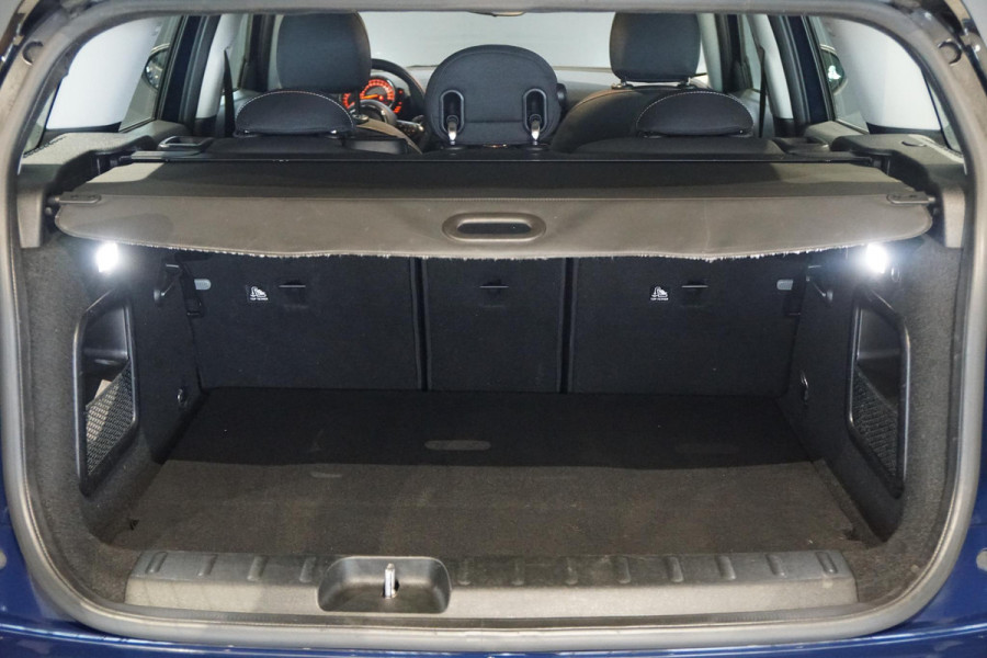 MINI Clubman 1.5 Cooper Chili Serious Business + LED / ADAPTIEVE SCHOKDEMPERS / CLIMATE CONTROL / SENSOREN