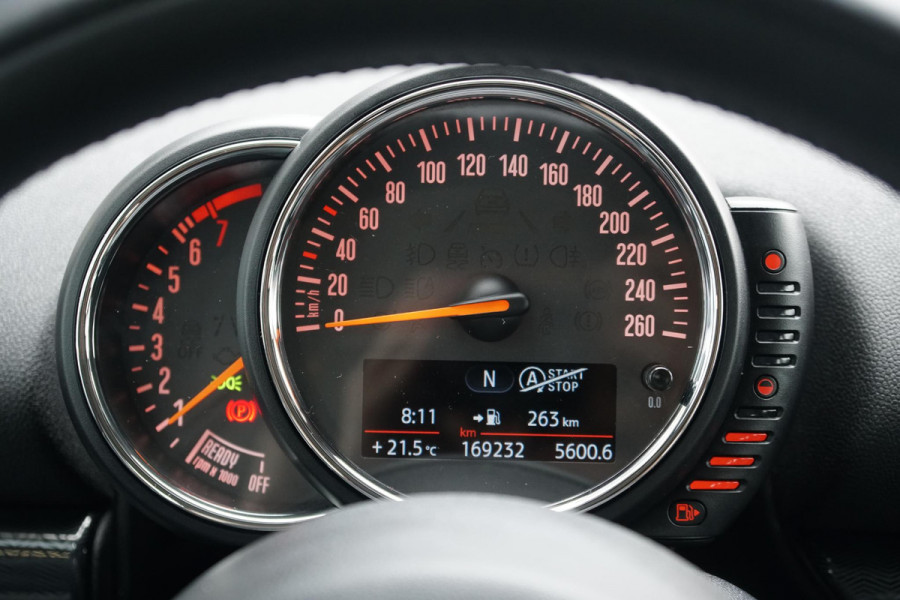 MINI Clubman 1.5 Cooper Chili Serious Business + LED / ADAPTIEVE SCHOKDEMPERS / CLIMATE CONTROL / SENSOREN