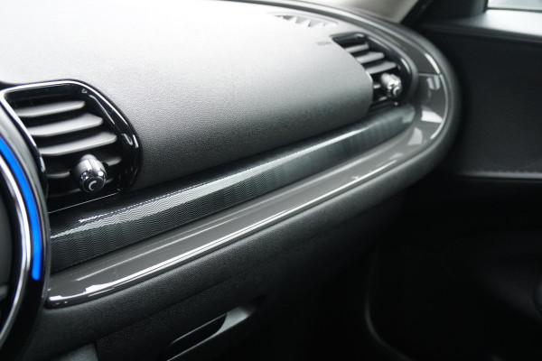 MINI Clubman 1.5 Cooper Chili Serious Business + LED / ADAPTIEVE SCHOKDEMPERS / CLIMATE CONTROL / SENSOREN