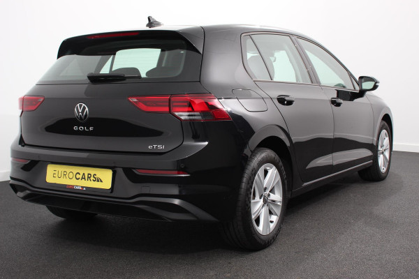 Volkswagen Golf 1.5 eTSI 131pk DSG Life | Navigatie | Apple Carplay/Android Auto | Parkeersensoren | Adaptive Cruise Control | Stoel- en stuurverwarming | Lane Assist | Ledverlichting | Climate Control