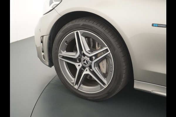 Mercedes-Benz C-Klasse Estate C 300 e Estate AMG line | Trekhaak LED Sfeer