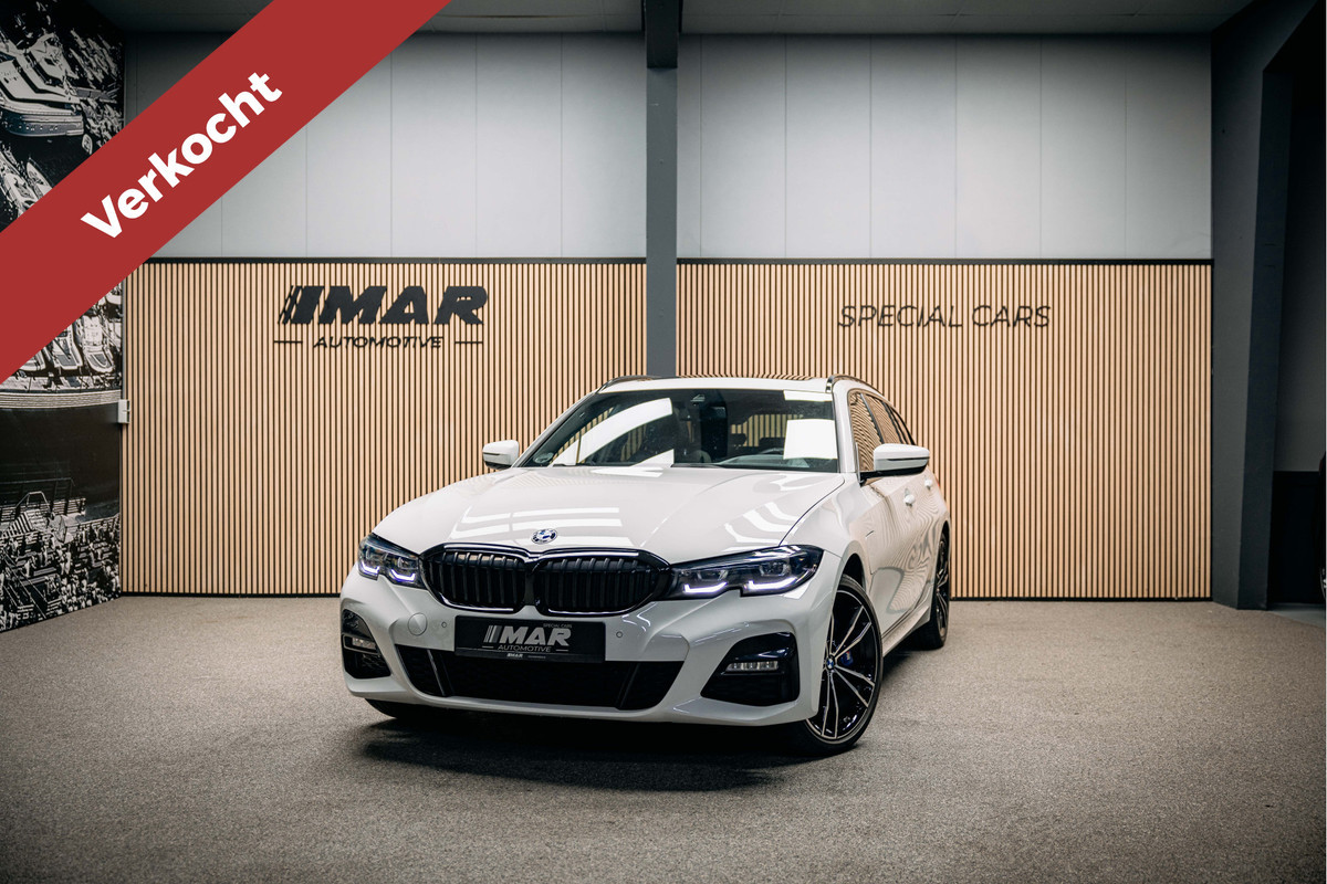 BMW 3 Serie Touring 330e xDrive Business Edition Plus | Plug-In | M-stoelen | Pano | Head-Up | BMW 3 Serie Touring 330e xDrive Business Edition Plus | Plug-In | M-stoelen | Pano | Head-Up |