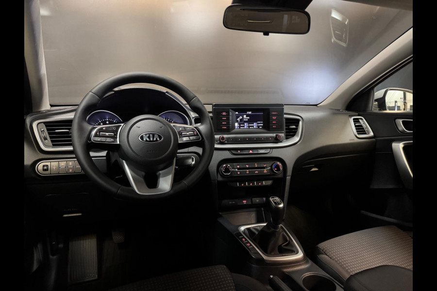 Kia Ceed 1.0 T-GDi DynamicPlusLine, Cruise, Multistuur, Bluetooth/Tel, PDC, Private Glas, Volledig Onderhouden
