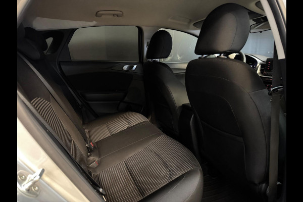 Kia Ceed 1.0 T-GDi DynamicPlusLine, Cruise, Multistuur, Bluetooth/Tel, PDC, Private Glas, Volledig Onderhouden
