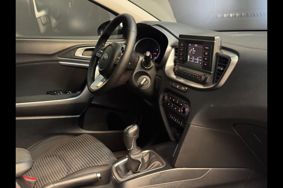 Kia Ceed 1.0 T-GDi DynamicPlusLine, Cruise, Multistuur, Bluetooth/Tel, PDC, Private Glas, Volledig Onderhouden